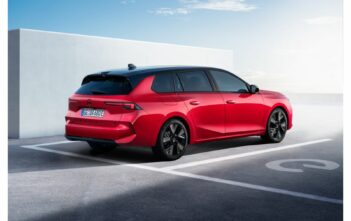opel astra sports tourer electric