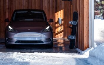 tesla model y nabijanie zima