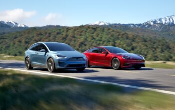 tesla model s x modernizacia 2025