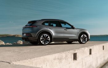 porsche cayenne electric