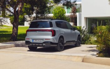 mercedes-benz glb eq